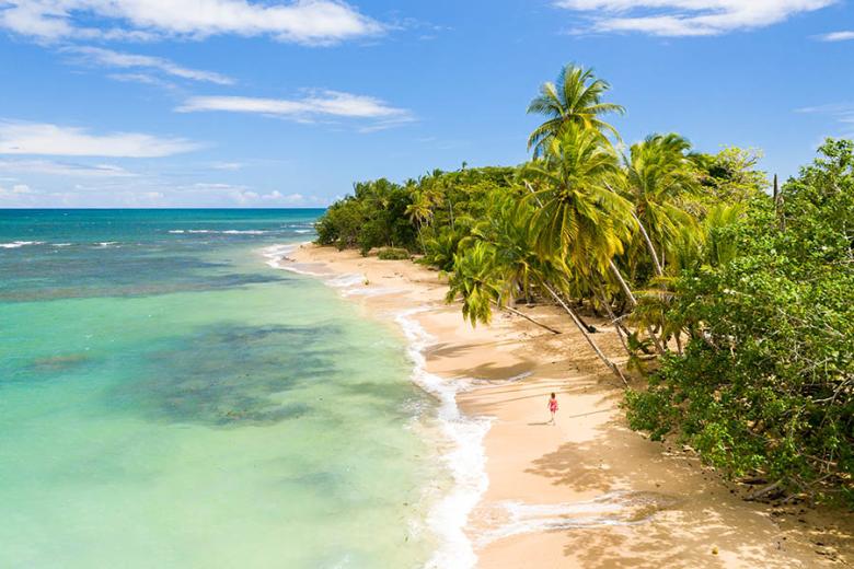 900x600-costa-rica-cahuita-beaches