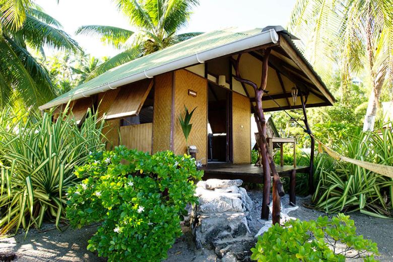 Stay at Cocoperle Lodge on Ahe Island | Photo credit: Tahiti Tourisme