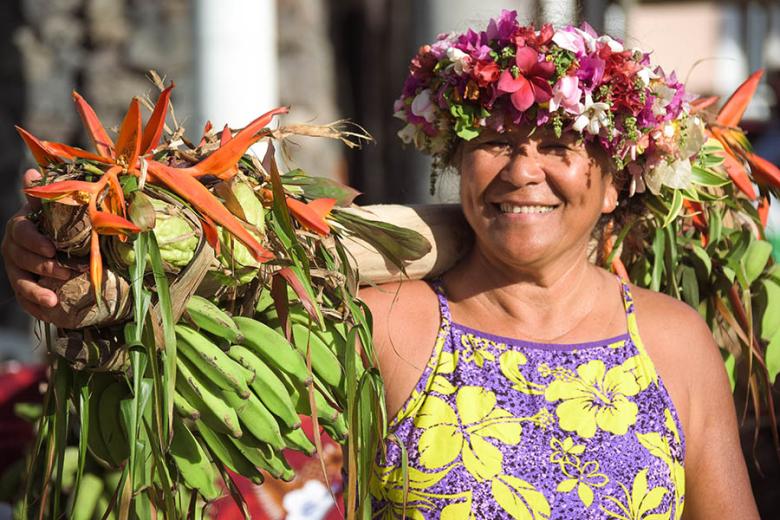 Meet the friendly locals in French Polynesia | Photo credit: Tahiti Tourisme