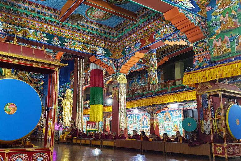 Buddhist monks chanting in Nepal | Travel Nation