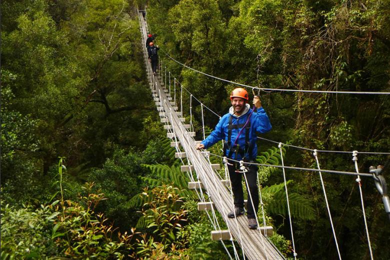 Jim doing the Rotorua canopy walk | Travel Nation