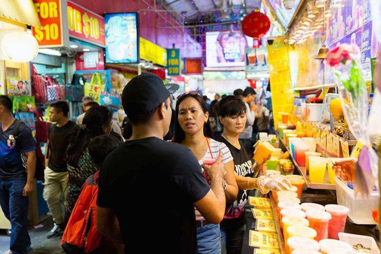 Soak up the atmosphere of Singapore's hawker centres | Travel Nation