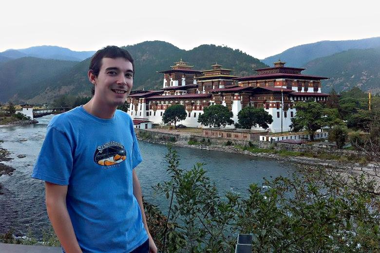 Graham posing infront of the imposing Punakha Dzong