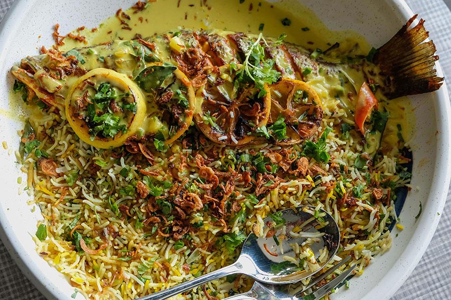 Tuck into delicious local dishes in Kerala | Travel Nation