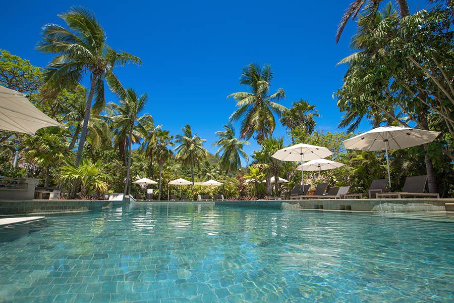 The pool at Castaway Island, Fiji | Travel Nation
