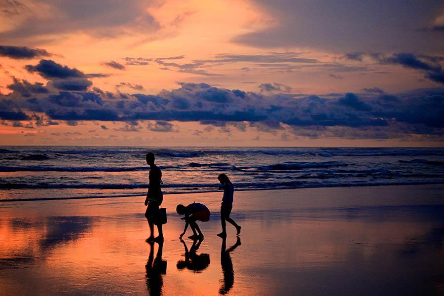 Soak up the sunsets with your family in Costa Rica | Travel Nation