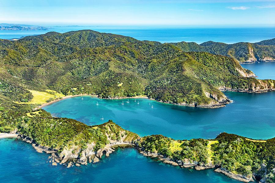 Explore the spectacular views in the Bay of Islands | Travel Nation