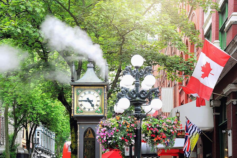 Visit the steam clock in Vancouver | Travel Nation 