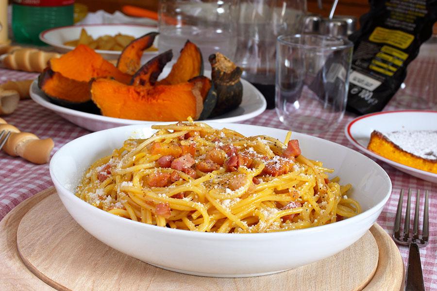 Tuck in to some local carbonara in Rome | Travel Nation