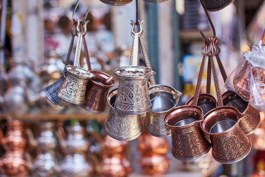 Go shopping in the Grand Bazaar in Istanbul | Travel Nation