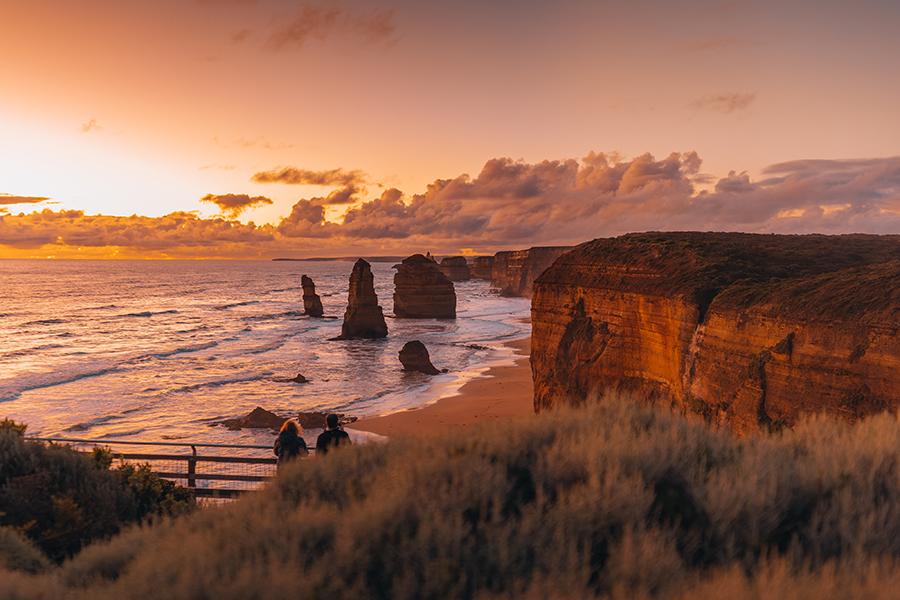 Watch the sun rise over the Twelve Apostles on the Great Ocean Road in Victoria | Travel Nation