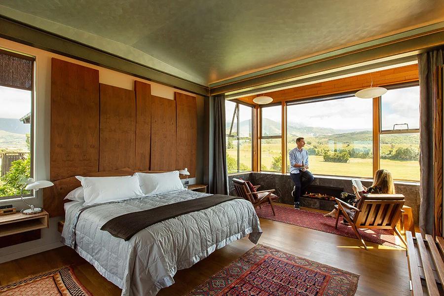 Wake up to dreamy mountain views from your cozy retreat at Hapuku Lodge | Photo credit: Hapuku Lodge