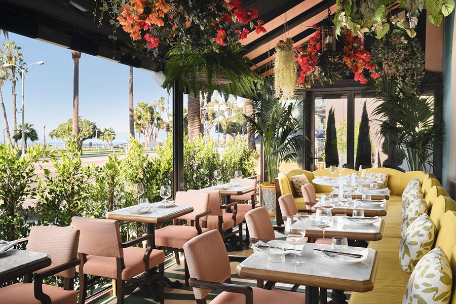 Savor a beautiful seafront dining experience at The Georgian Hotel | Photo credit: The Georgian Hotel