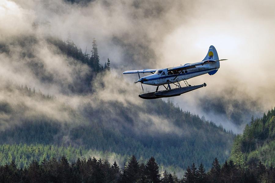 Experience the classic float plane as you fly into Knight Inlet Lodge | Photo credit: Knight Inlet Lodge