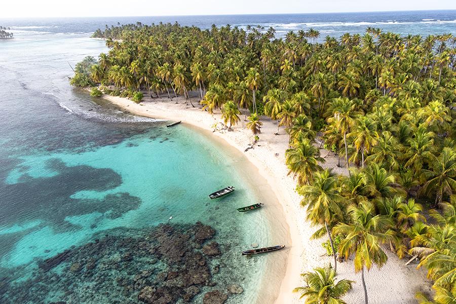 Take a boat around San Blas Islands | Travel Nation