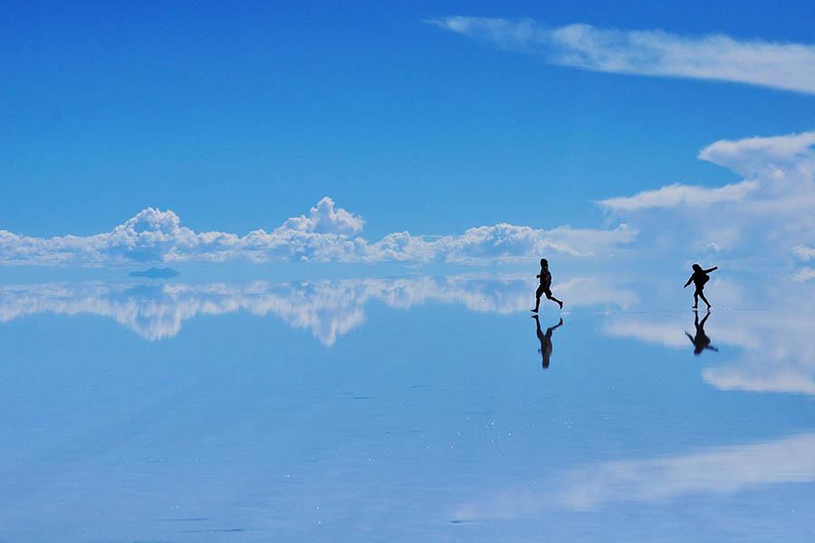 Explore the extraordinary Uyuni Salt Flats | Travel Nation