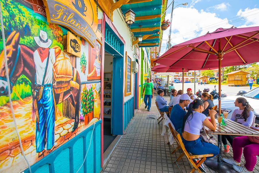 Soak up the local atmosphere of Filandia, Colombia | Travel Nation