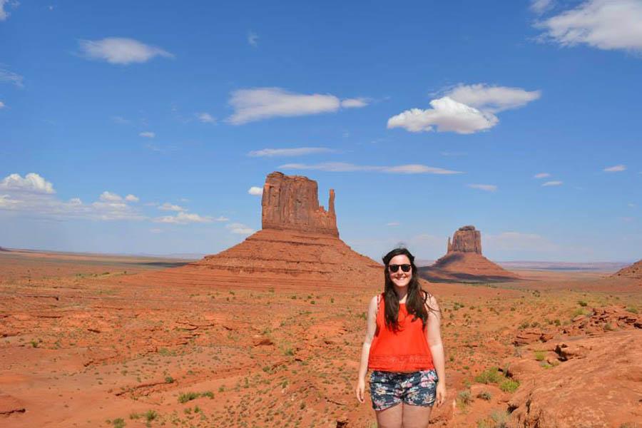 Milly in Monument Valley USA | Travel Nation