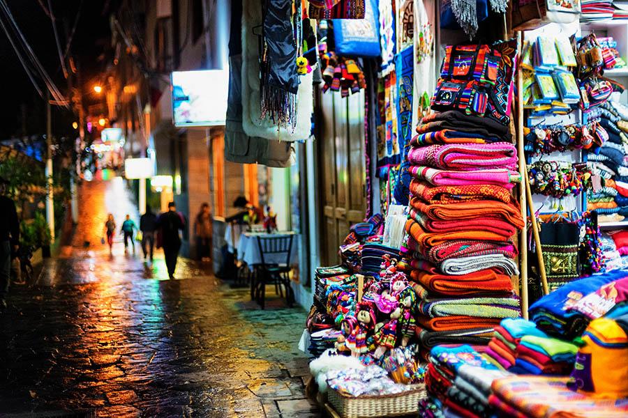 Spend an evening exploring the markets of Aguas Calientes | Travel Nation