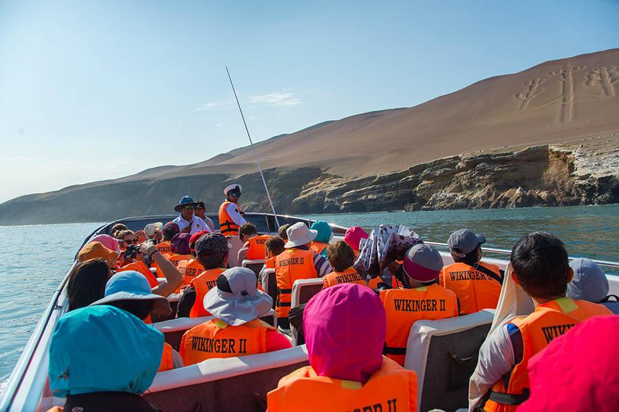 See the legendary Candelabra in the Ballestas Islands | Travel Nation