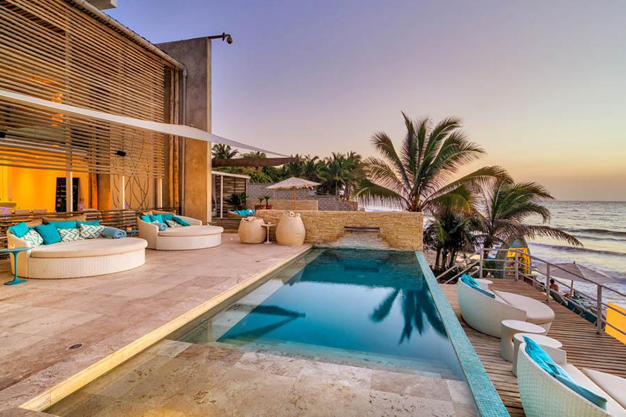 Spend time on the beach at the boutique DCO Suites in Mancora | Photo credit: DCO Suites