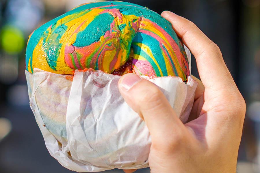 Munch a rainbow bagel in Brooklyn | Travel Nation