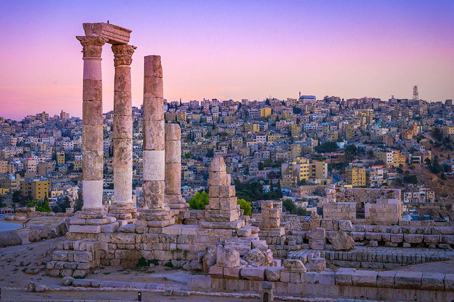 Watch the sunset behind the Old City of Amman | Travel Nation
