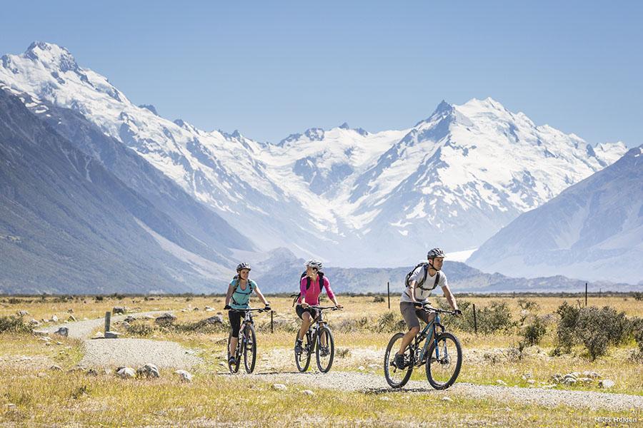 New Zealand has a cycle trail to suit everybody - photo credit: Miles Holden