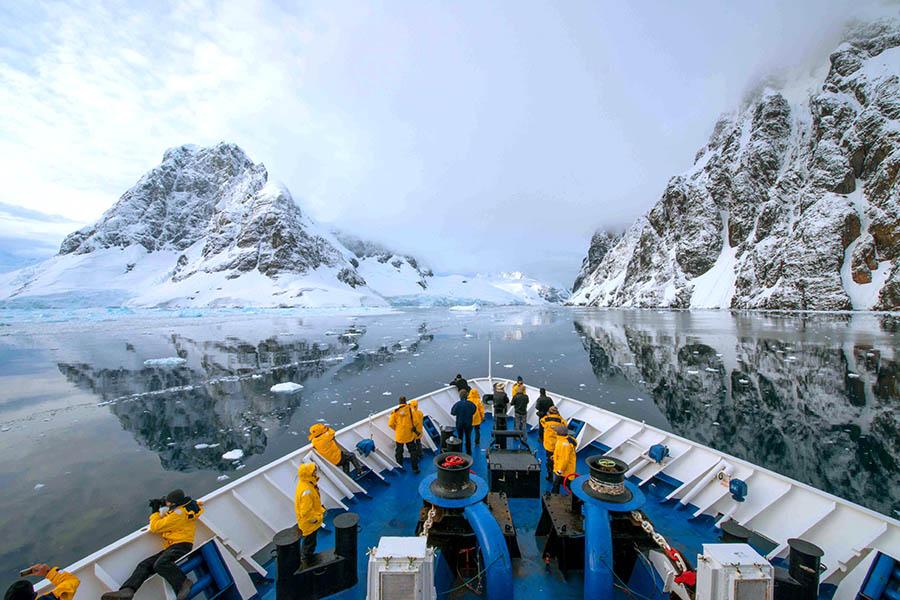 Cross the Antarctic Circle 