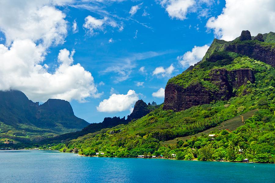 Cooks Bay, Moorea, French Polynesia