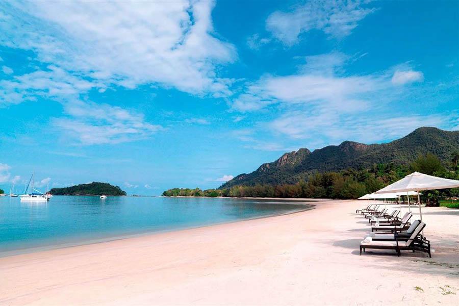 Enjoy swimming off your hotel's beach | Photo credit: www.thedanna.com