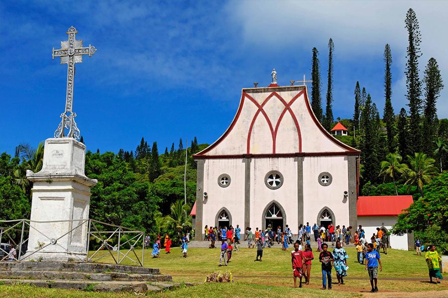 Explore the colonial heratige of Iles des Pines