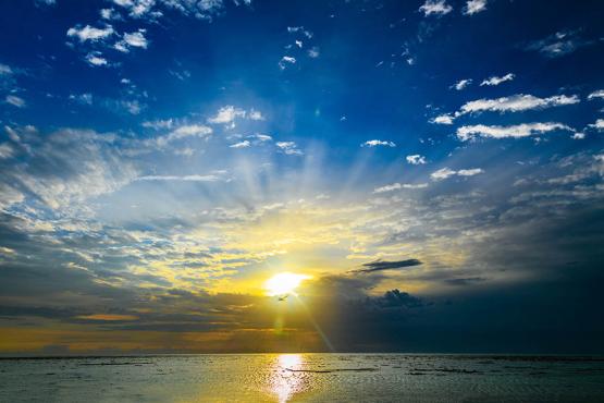 See incredible sunsets over Heron Island | Travel Nation