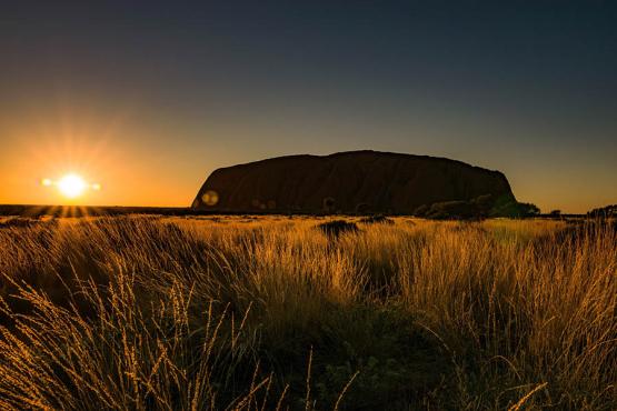 Watch the sunrise over Uluru in Australia's Red Centre | Travel Nation