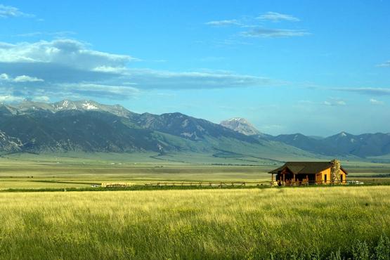 Stay on a traditional 'dude ranch' in Montana | Travel Nation