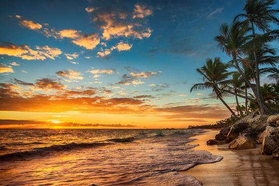 Watch the sun set into the ocean | Travel Nation