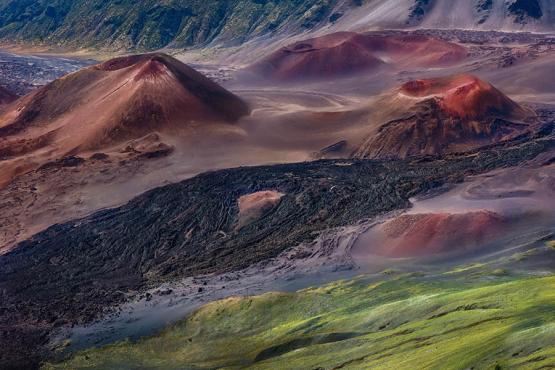 Wander through the moon-like landscapes of Haleakala NP | Travel Nation